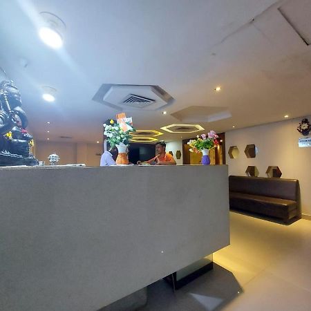 Orbit Hotel - Bagdogra Buitenkant foto