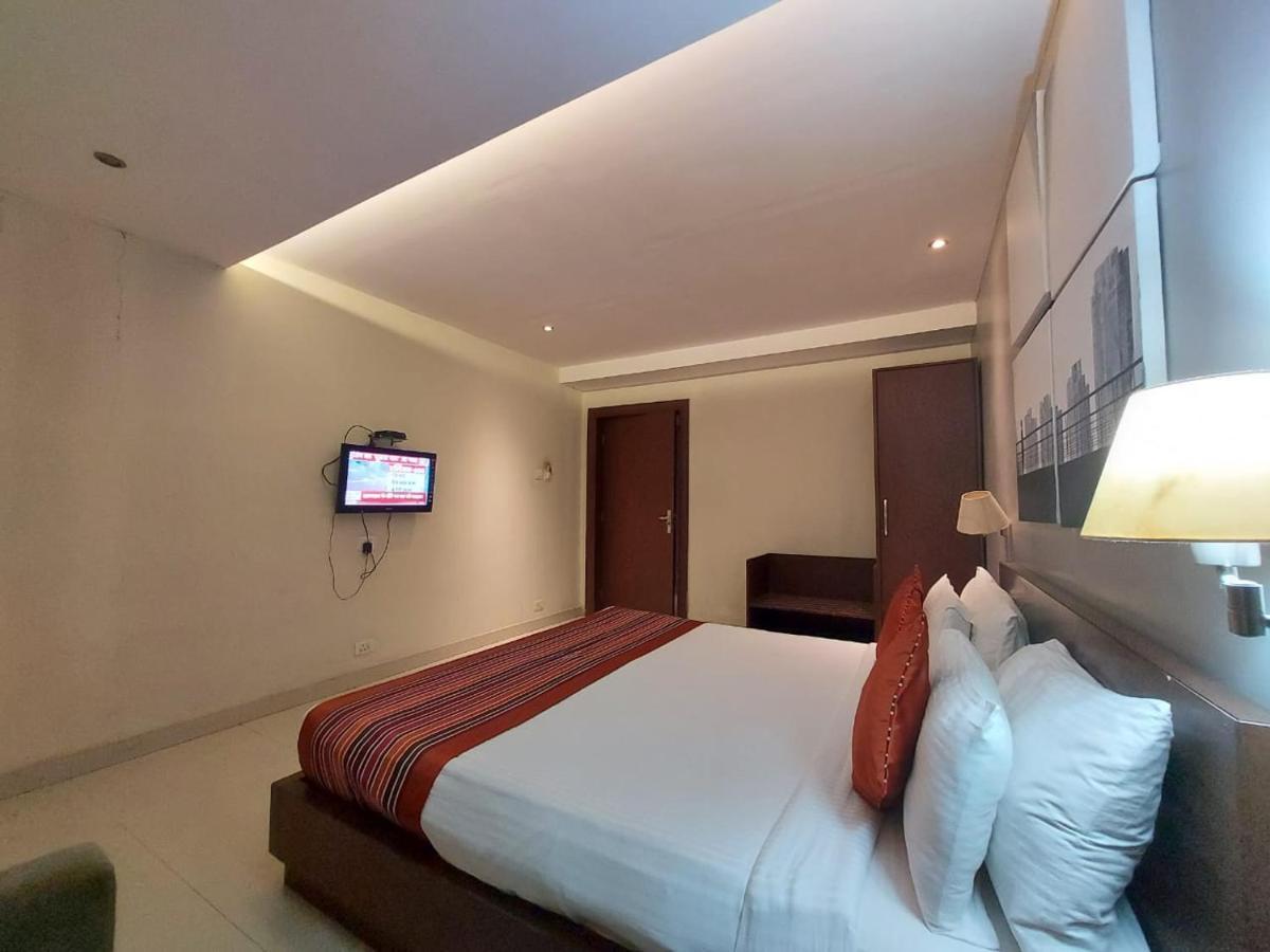 Orbit Hotel - Bagdogra Buitenkant foto