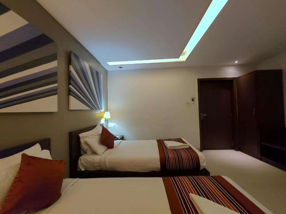 Orbit Hotel - Bagdogra Buitenkant foto