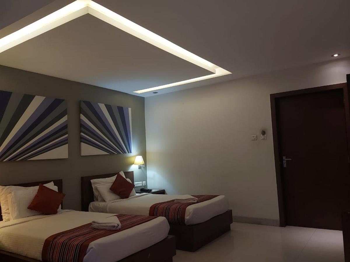 Orbit Hotel - Bagdogra Buitenkant foto