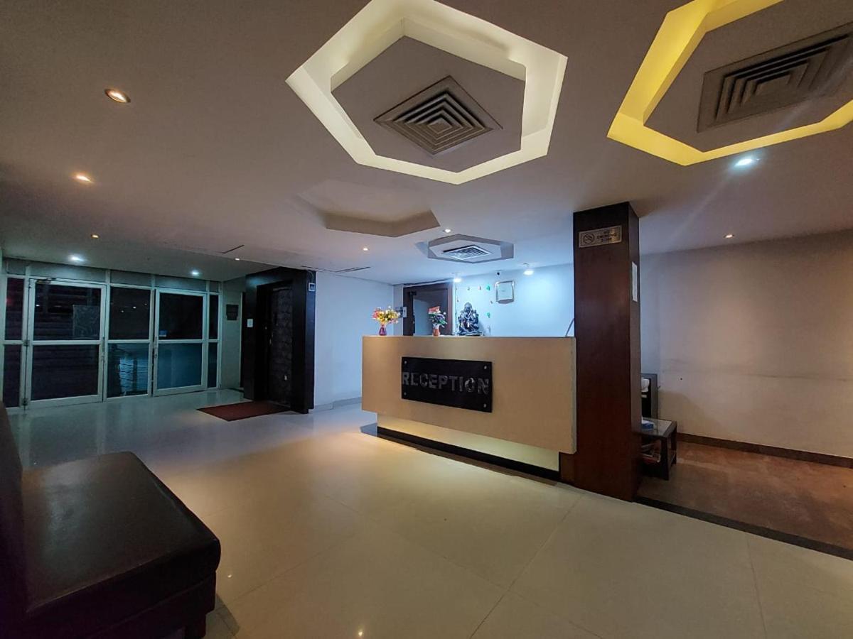 Orbit Hotel - Bagdogra Buitenkant foto