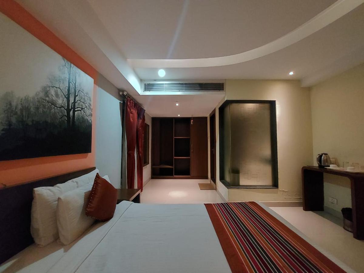 Orbit Hotel - Bagdogra Buitenkant foto